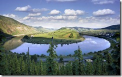 Mosel nahe Bremm, Deutschland (Mosel river near Bremm, Germany)
