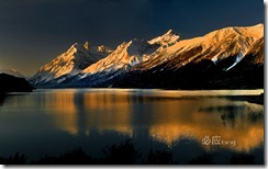 西藏然乌湖 (Ranwu Lake in Tibet)